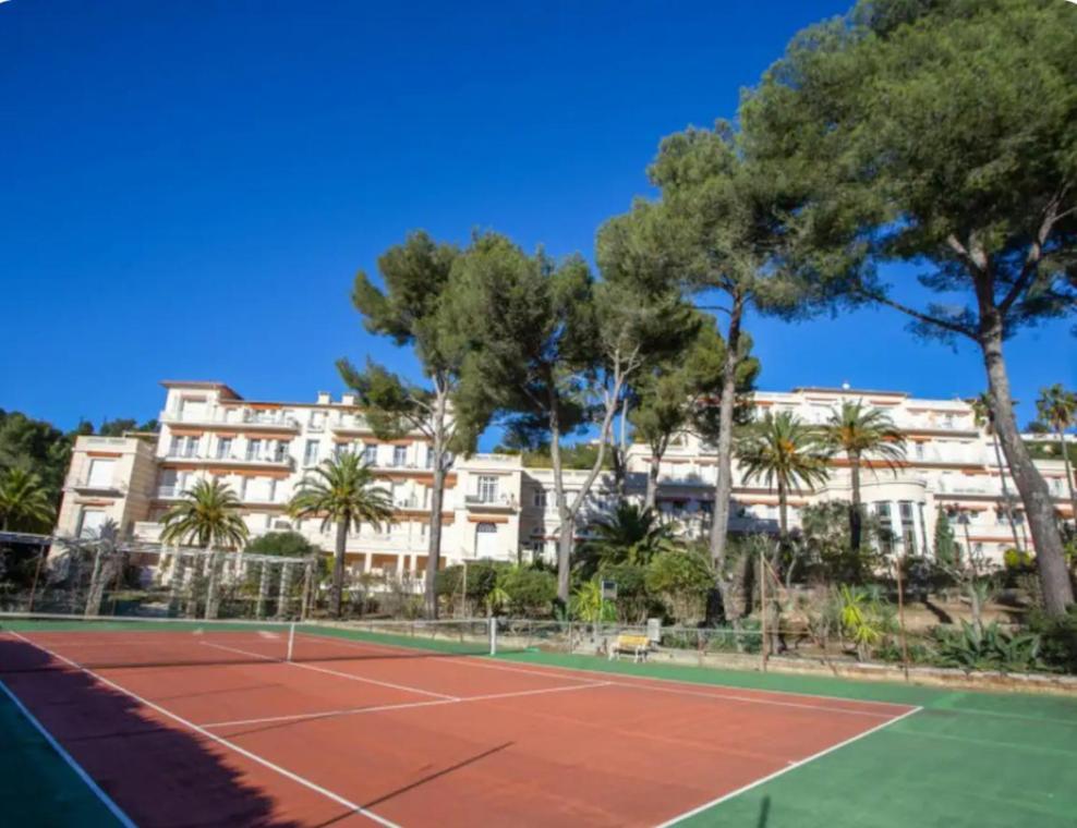 Studio 4 Personnes Copropriete Pas Frais De Menage Ιέρ Εξωτερικό φωτογραφία